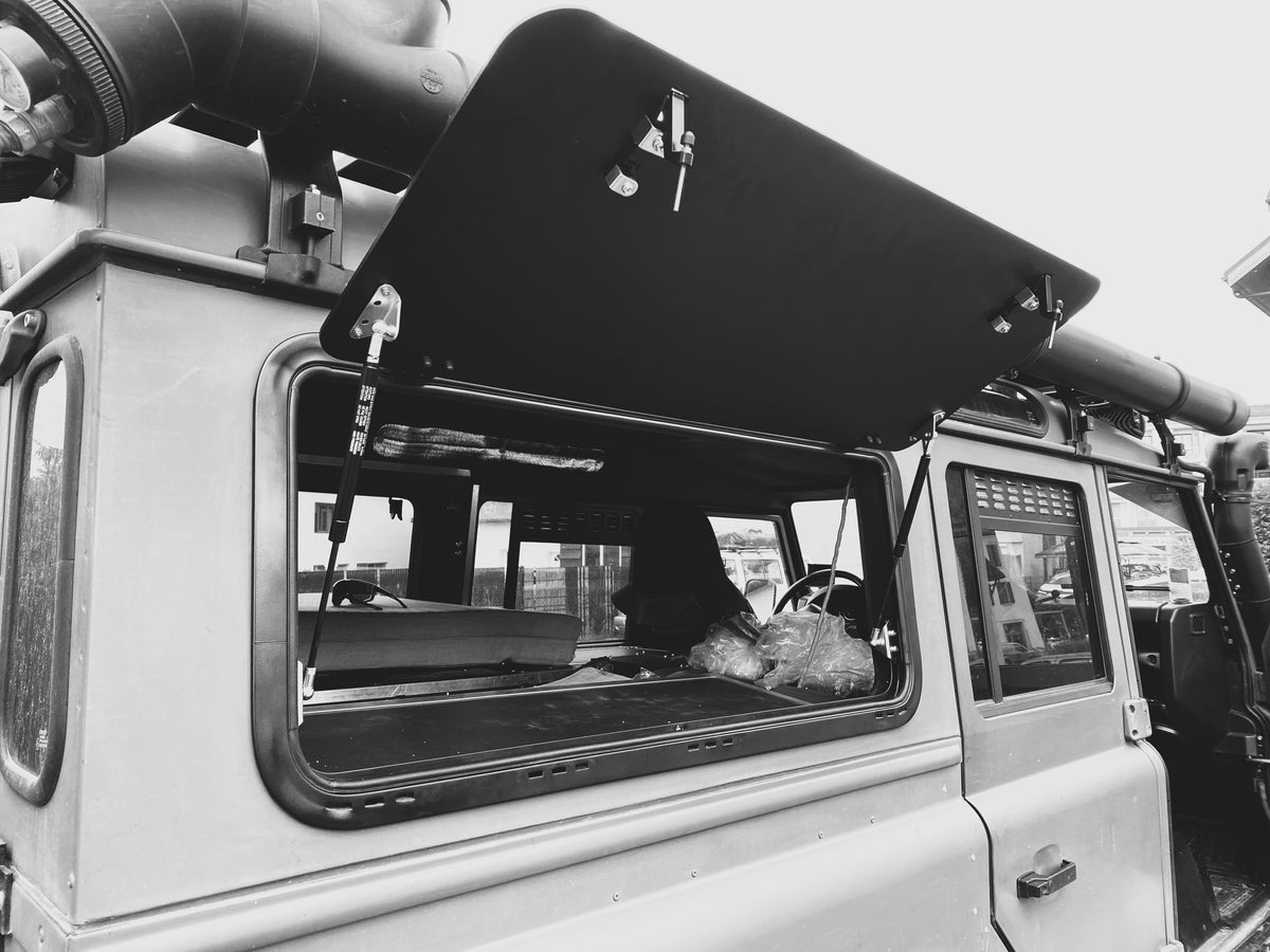 Gullwing opened