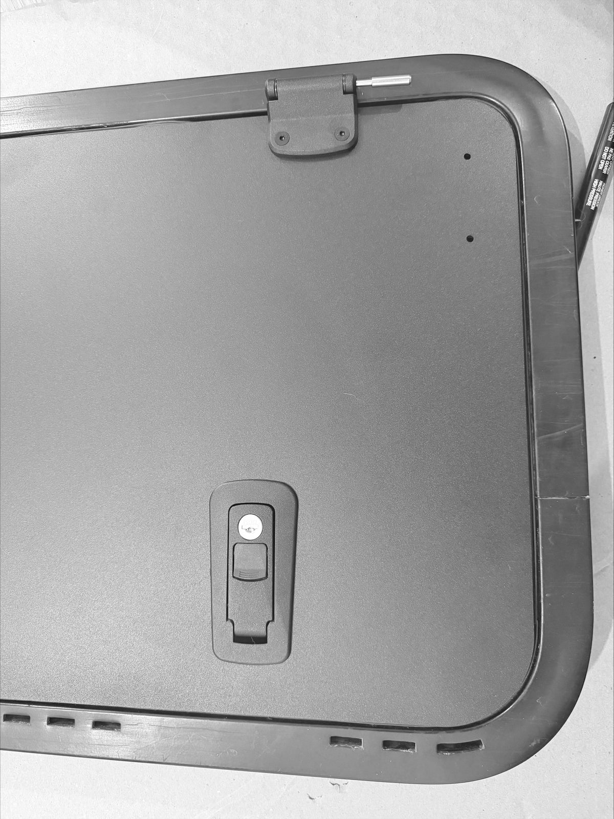 Installation of the aluminum plate 